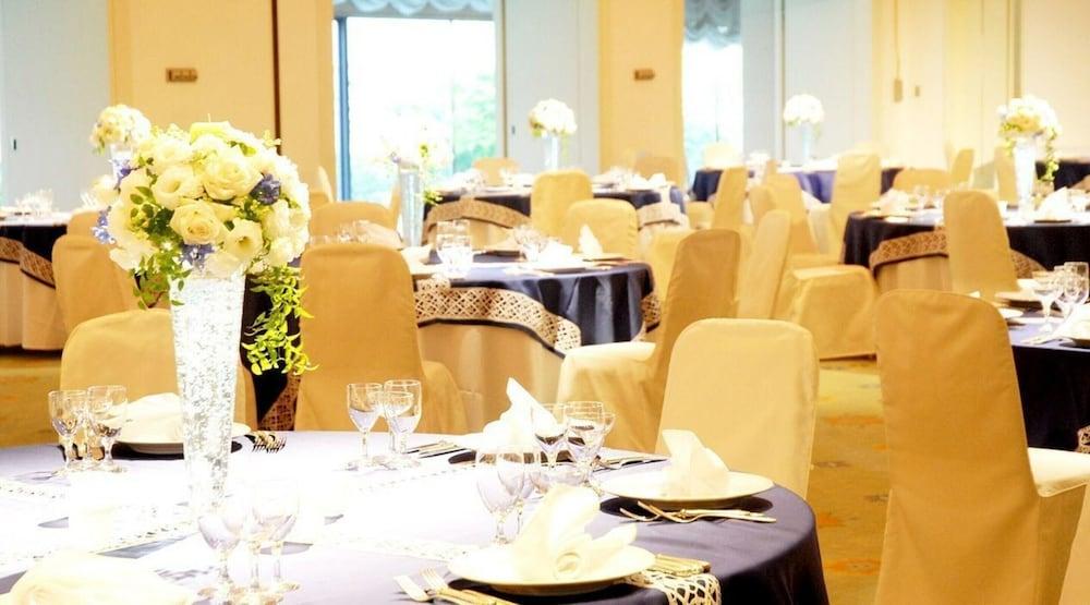 Hotel Hiroshima Garden Palace Luaran gambar