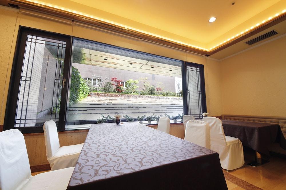 Hotel Hiroshima Garden Palace Luaran gambar