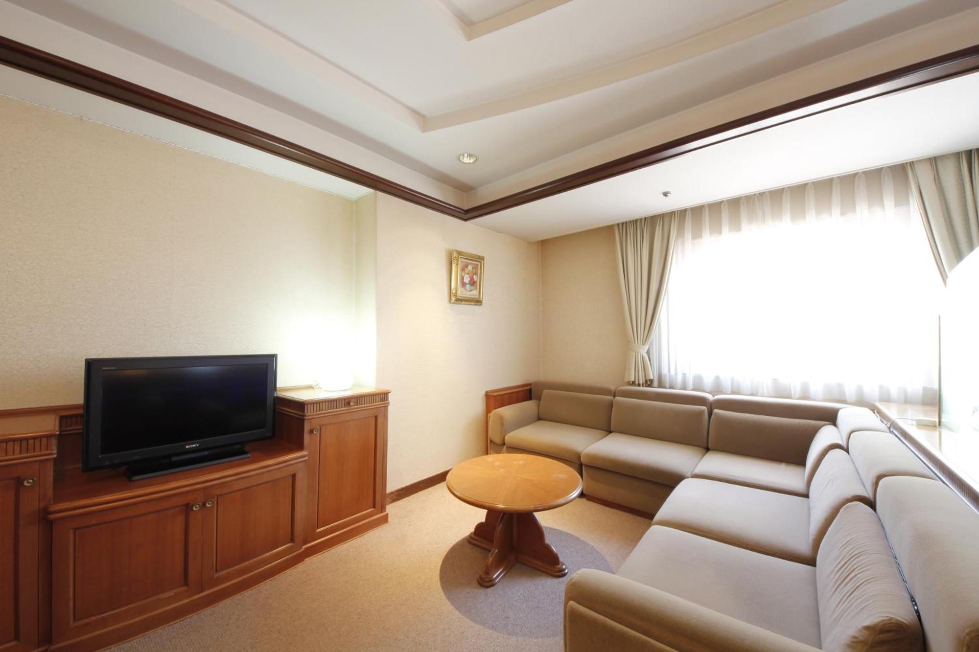 Hotel Hiroshima Garden Palace Luaran gambar
